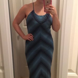 Maxi dress with shelf bra